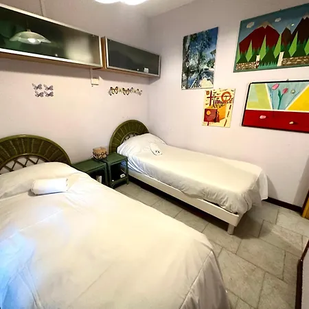 Mini-villa Située à 5 Minutes De La De Pinarello à Pieds Villa