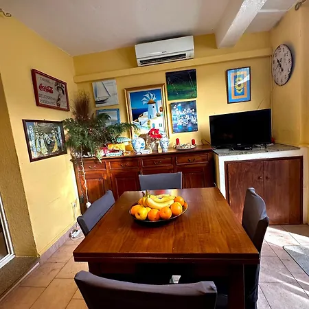 Villa Mini-villa Situee A 5 Minutes De La De Pinarello A Pieds