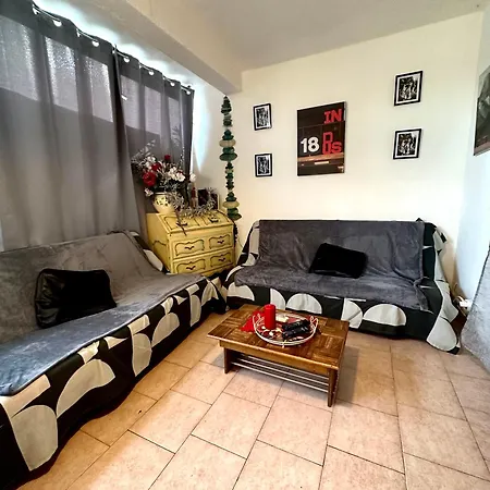 Mini-villa Situee A 5 Minutes De La De Pinarello A Pieds *